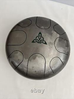 Large 8 Note / Tone Triquetra steel tongue drum, Drumsticks & Stand Used 2.310kg